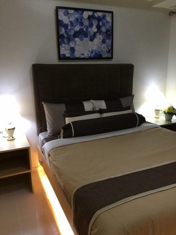 Wind Residences Tower 4 18Th Floor تاجيتاي المظهر الخارجي الصورة