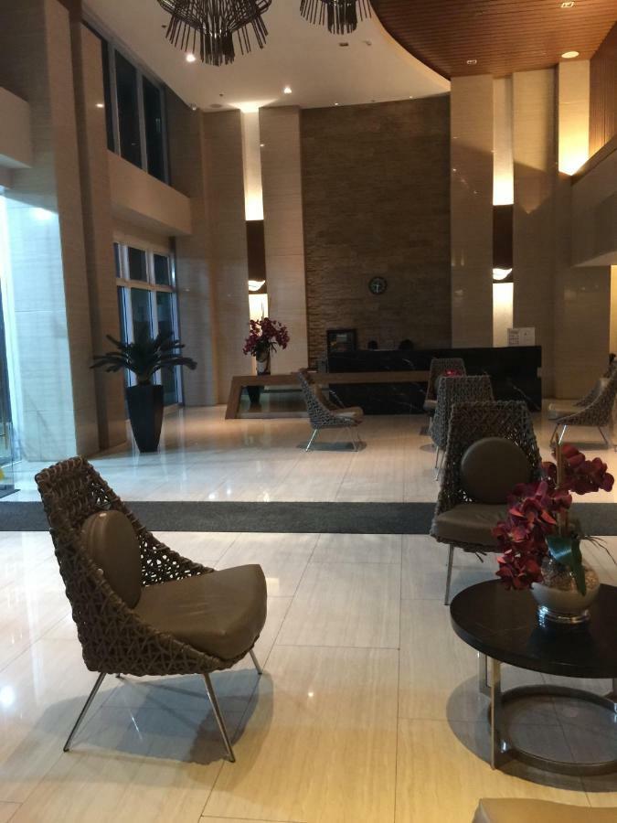 Wind Residences Tower 4 18Th Floor تاجيتاي المظهر الخارجي الصورة